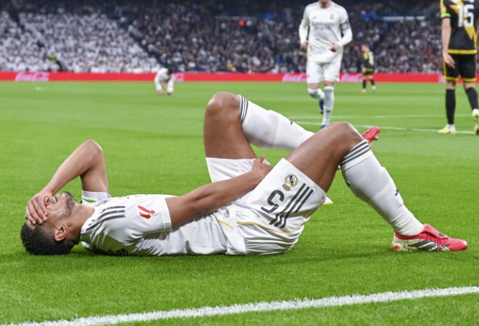 旺财28官方-推迟复出！皇马1.8亿巨星危险了！地位大不如前，球迷：不如离队|贝林厄姆|圣地亚哥-伯纳乌足球场|皇家马德里|巴列卡诺|曼城_新浪体育_新浪新闻